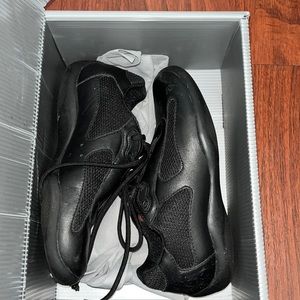 Prada black sneaker, size 32